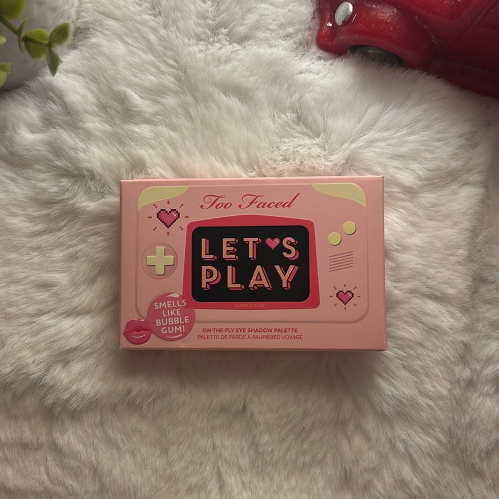 Too Faced Let’s Play Eyeshadow Palette
